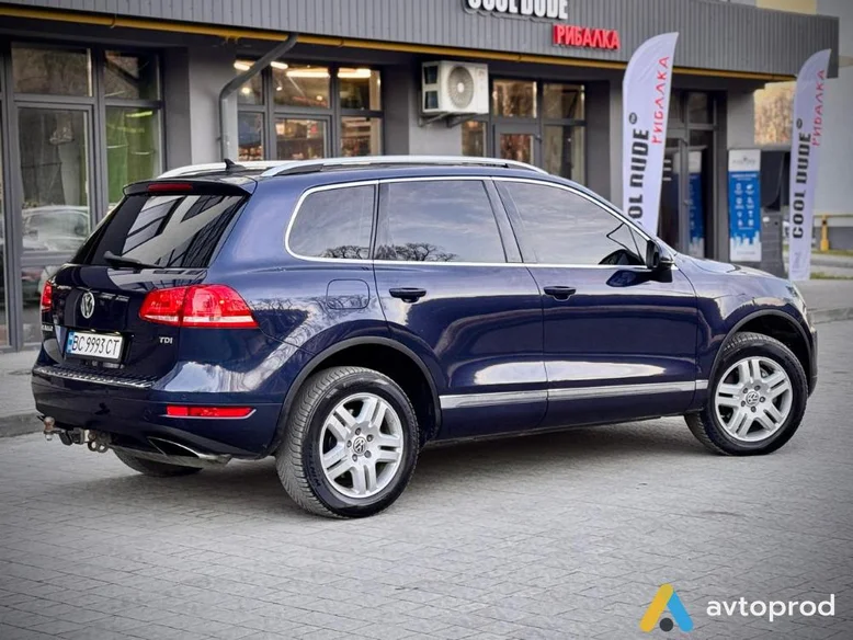 Фото 4 - Volkswagen Touareg 2011