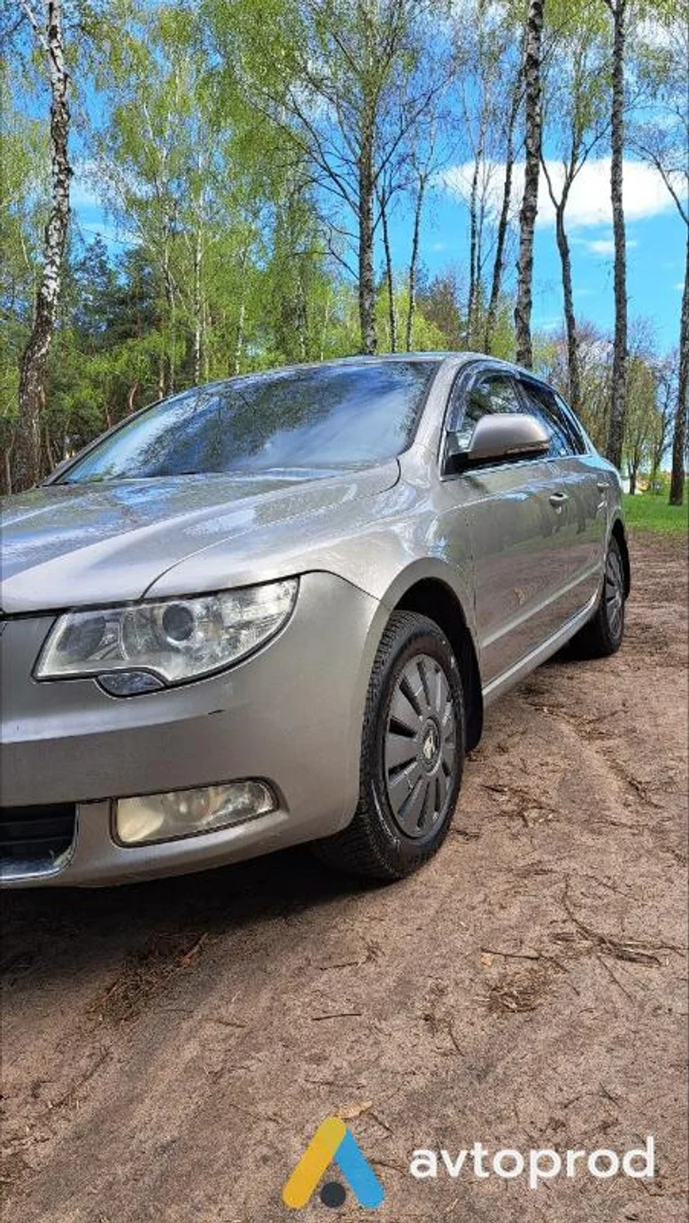 Фото 2 - Skoda Superb 2010