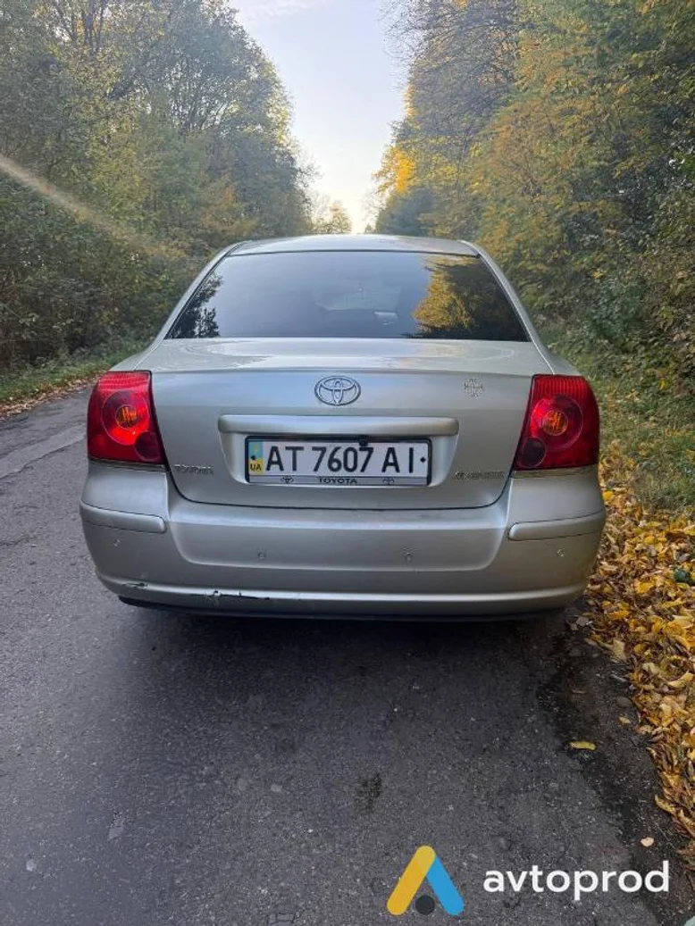 Фото 3 - Toyota Avensis 2006