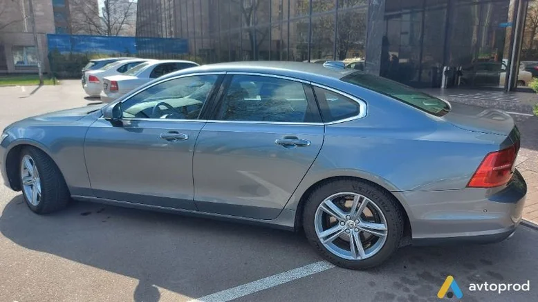 Фото 3 - Volvo S90 2016