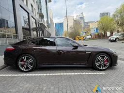 Фото 4 - Porsche Panamera 2013