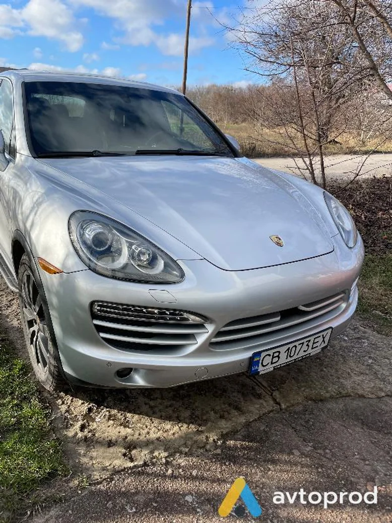 Фото 1 - Porsche Cayenne 2011