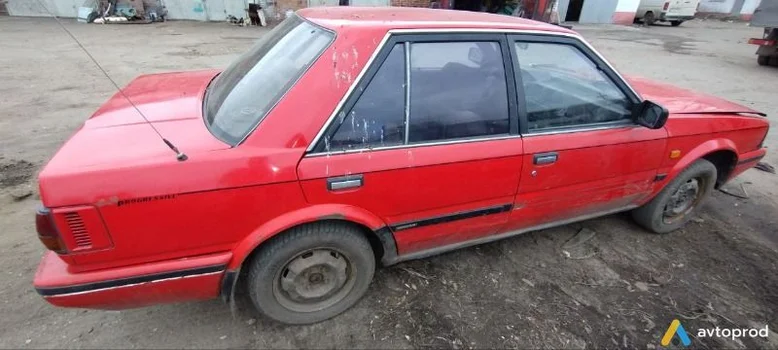 Фото 1 - Nissan Bluebird 1988