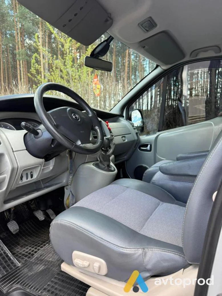 Фото 2 - Opel Vivaro 2007