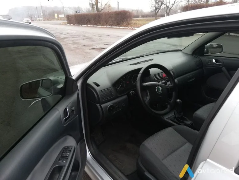 Фото 4 - Skoda Octavia 2008