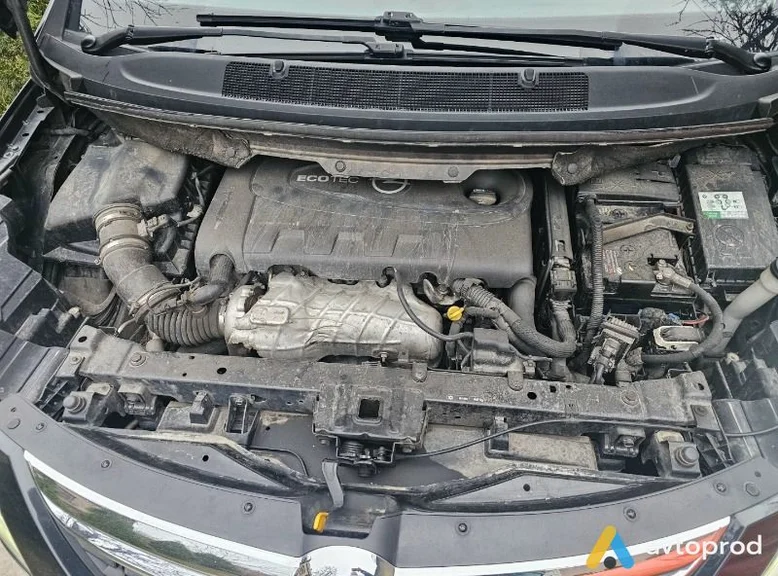 Фото 3 - Opel Zafira 2014