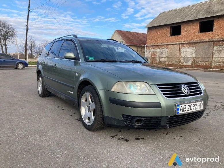 Фото 1 - Volkswagen Passat 2001