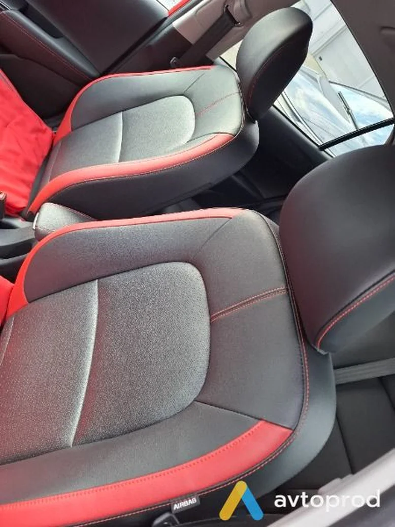 Фото 4 - Kia Picanto 2020