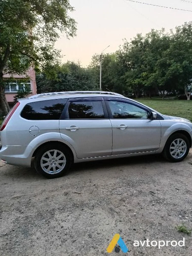 Фото 1 - Ford Focus 2009