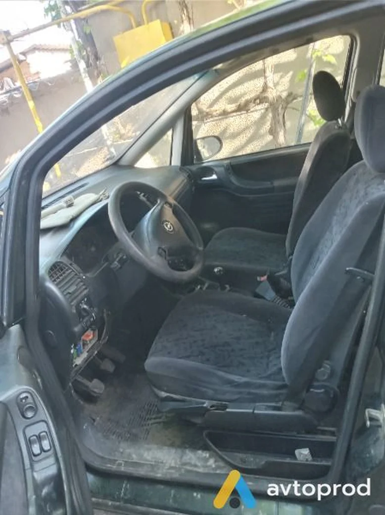 Фото 4 - Opel Zafira 2001