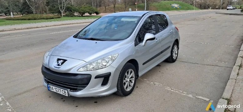 Фото 3 - Peugeot 308 2010