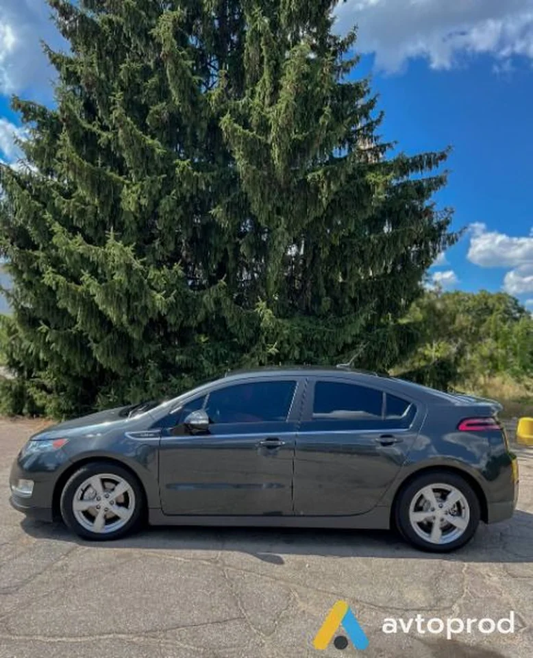 Фото 3 - Chevrolet Volt 2014