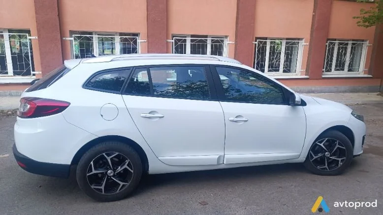 Фото 3 - Renault Megane 2015