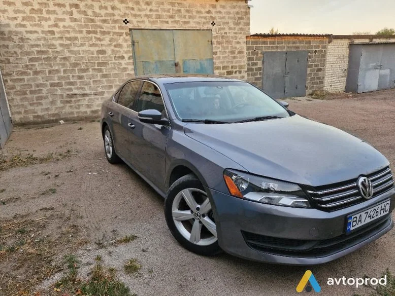Фото 2 - Volkswagen Passat 2013