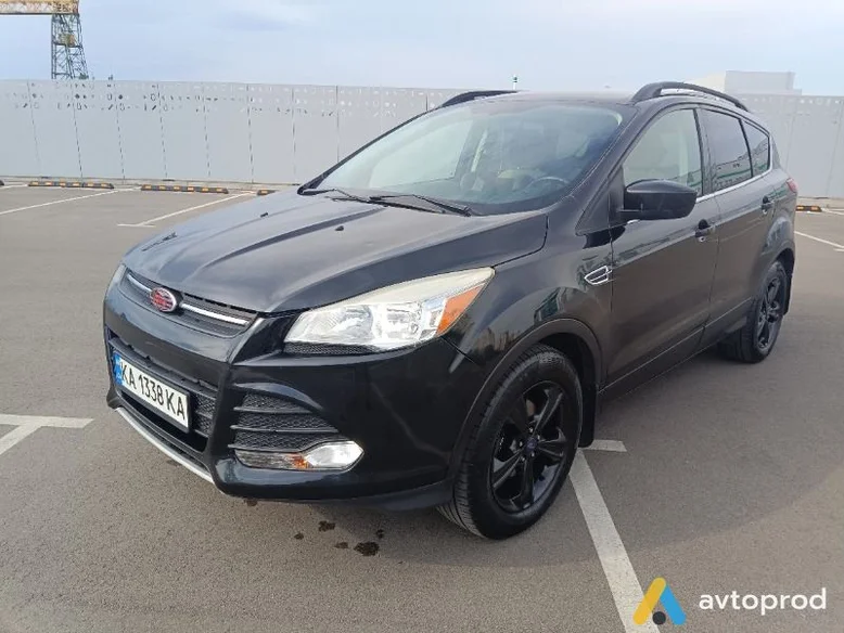 Фото 1 - Ford Escape 2014