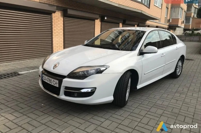 Фото 2 - Renault Laguna 2012