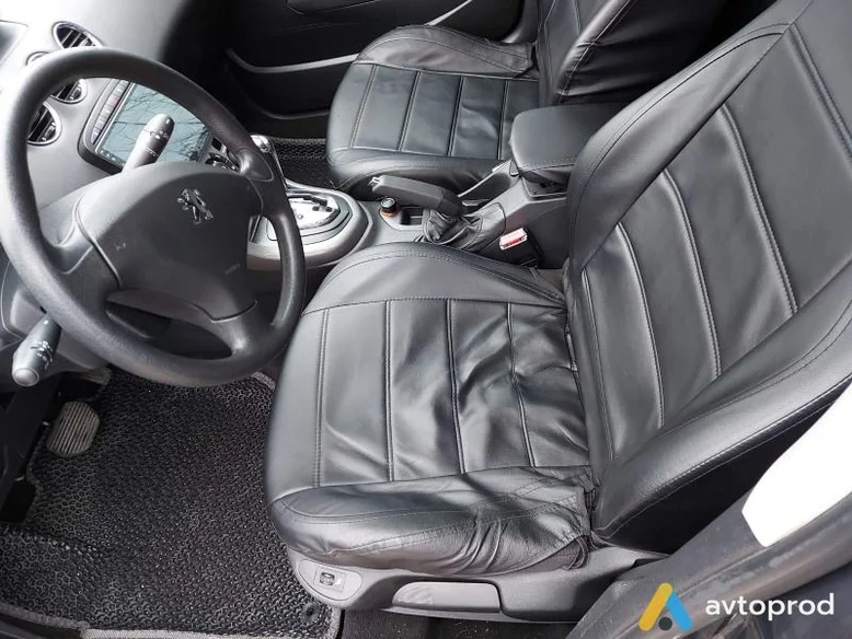 Фото 3 - Peugeot 308 2008