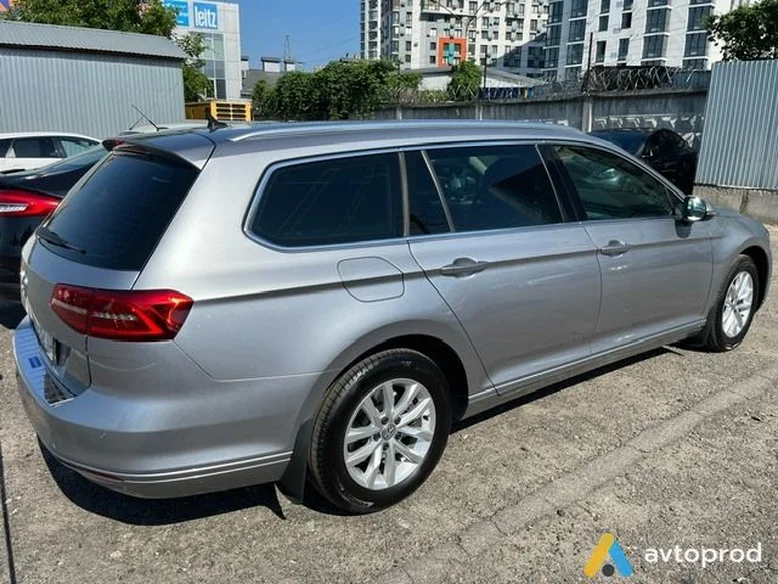 Фото 4 - Volkswagen Passat 2018