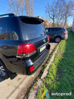 Фото 2 - Toyota Land Cruiser 2013