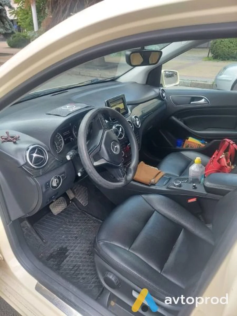 Фото 4 - Mercedes-Benz B-class 2012