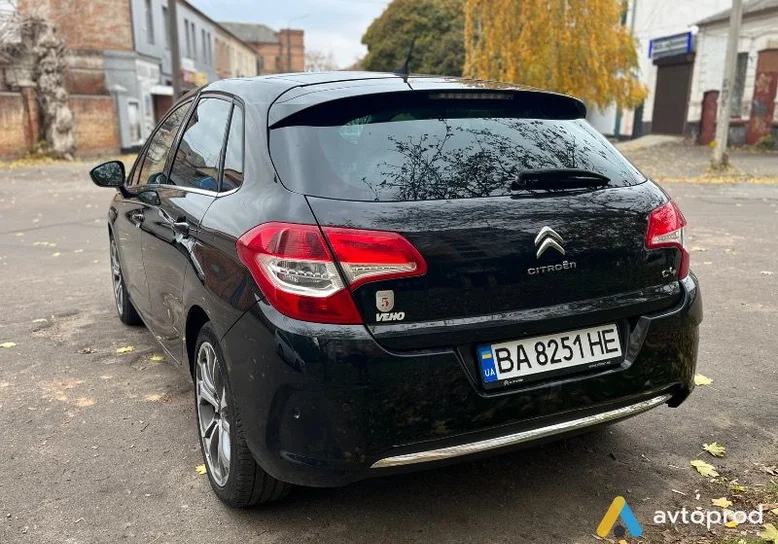 Фото 4 - Citroen C4 2010