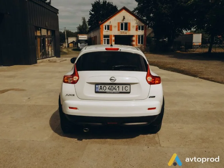 Фото 2 - Nissan Juke 2011