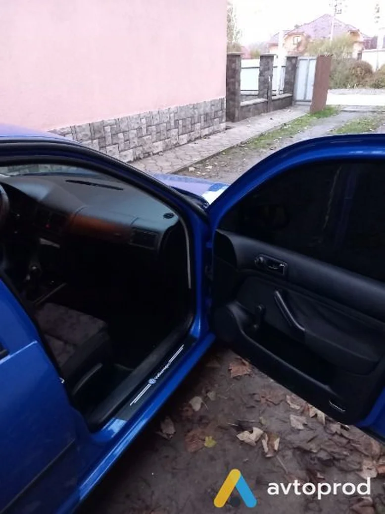 Фото 3 - Volkswagen Golf 1998