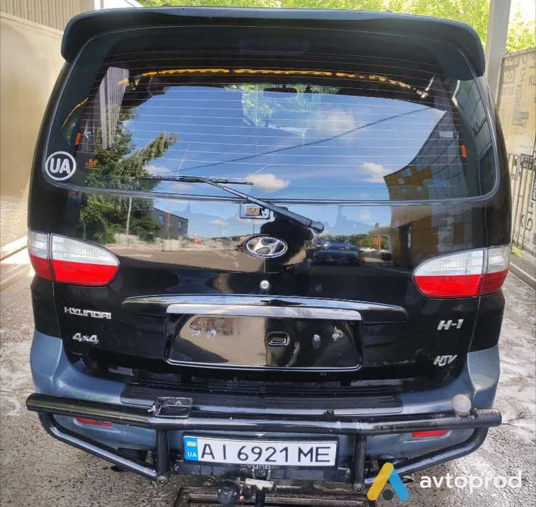 Photo 1 - Hyundai H-1 2006