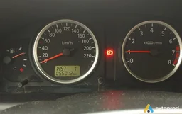 Photo 4 - Nissan Almera 2005