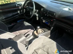 Photo 4 - Volkswagen Passat 2000