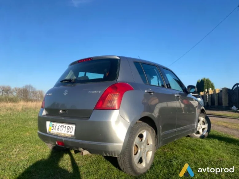 Фото 4 - Suzuki Swift 2007