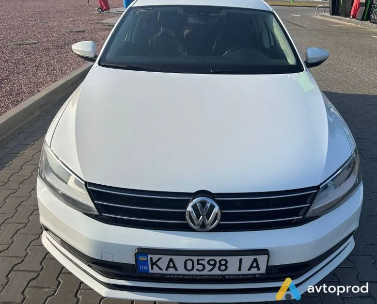 Фото 1 - Volkswagen Jetta 2016