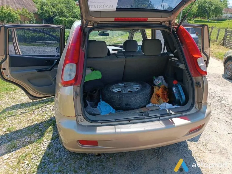 Фото 4 - Chevrolet Rezzo 2004
