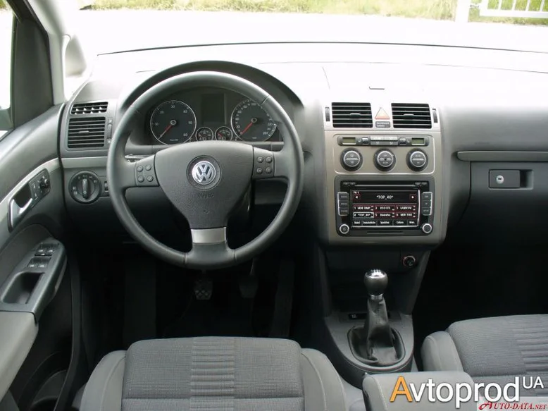 Фото 3 - Volkswagen Touran 2006