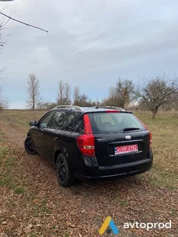 Photo 2 - Kia Cee'd 2010