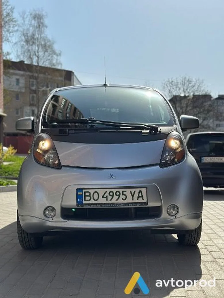 Фото 1 - Mitsubishi i-MiEV 2011