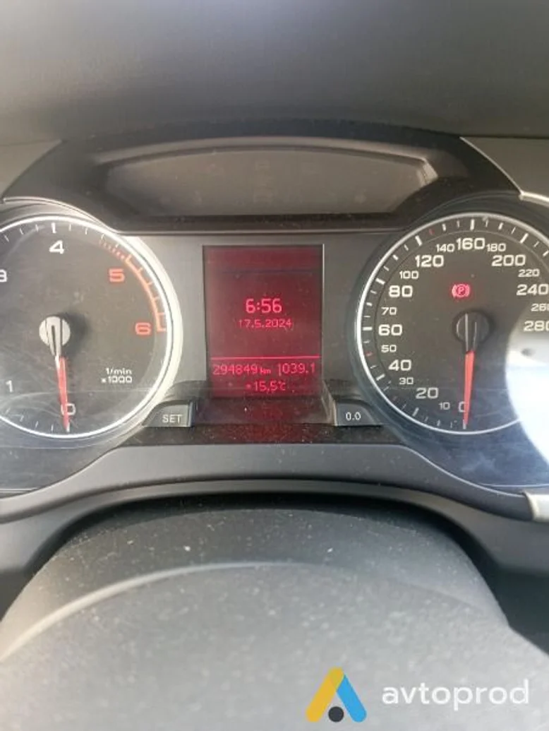 Фото 2 - Audi A4 2011