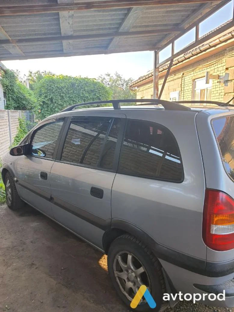 Photo 2 - Opel Zafira 1995