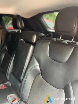 Photo 2 - Jeep Cherokee 2019