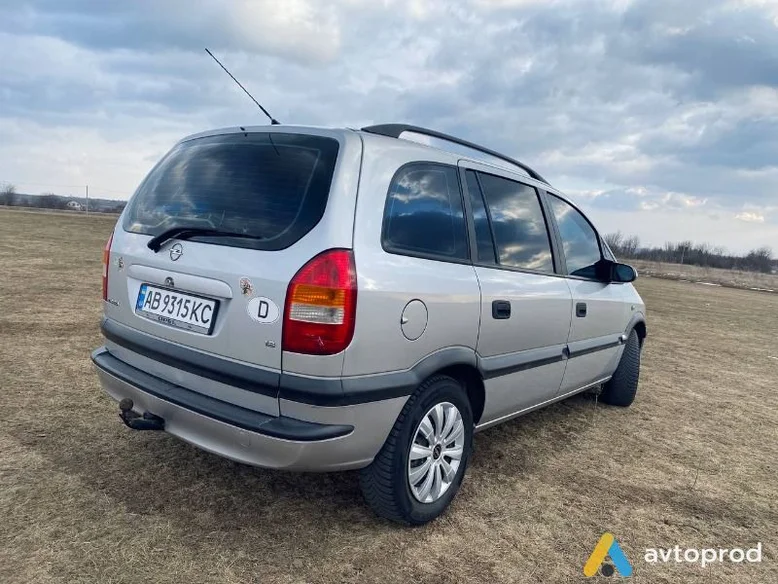 Фото 3 - Opel Zafira 2002