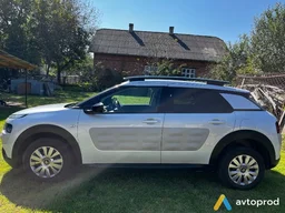 Photo 2 - Citroen C4 2016