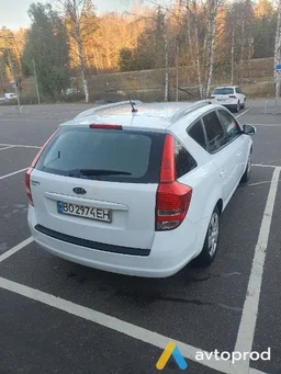 Photo 4 - Kia Cee'd 2009