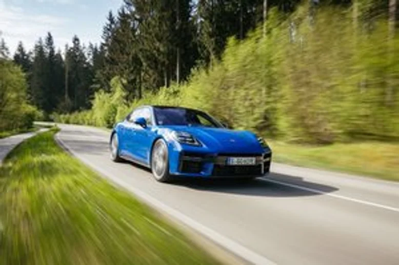 Porsche Panamera 4/4S E-Hybrid 2025