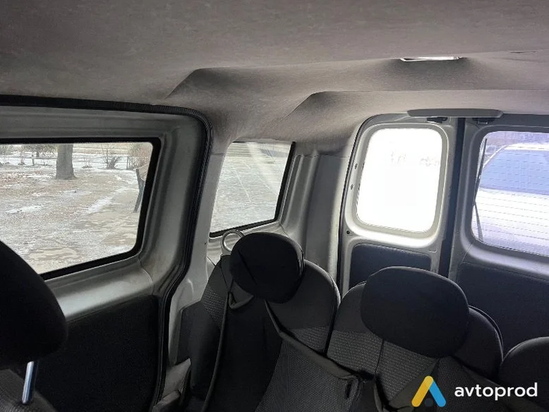 Фото 2 - Volkswagen Caddy 2011