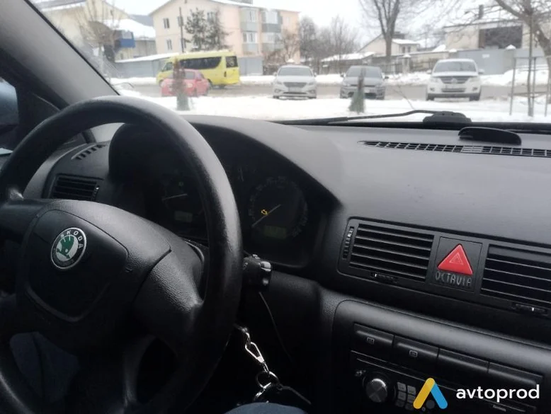 Фото 1 - Skoda Octavia 2010