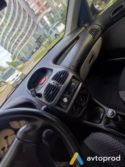 Photo 2 - Peugeot 206 2004