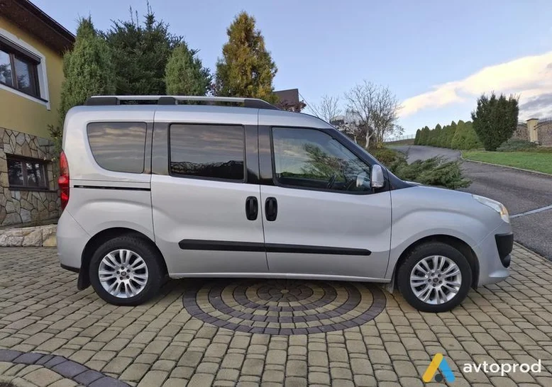 Фото 4 - Fiat Doblo 2011