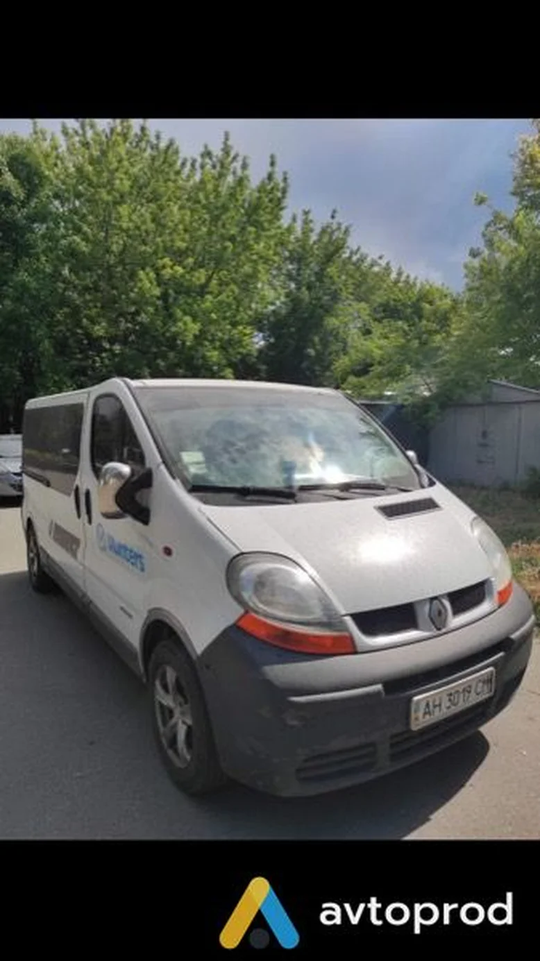 Фото 3 - Renault Trafic 2003