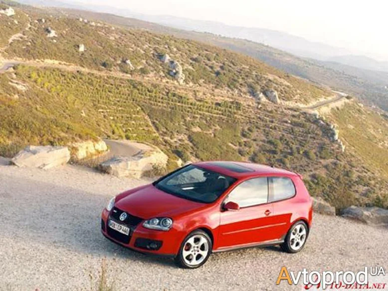 Фото 3 - Volkswagen Golf 2005