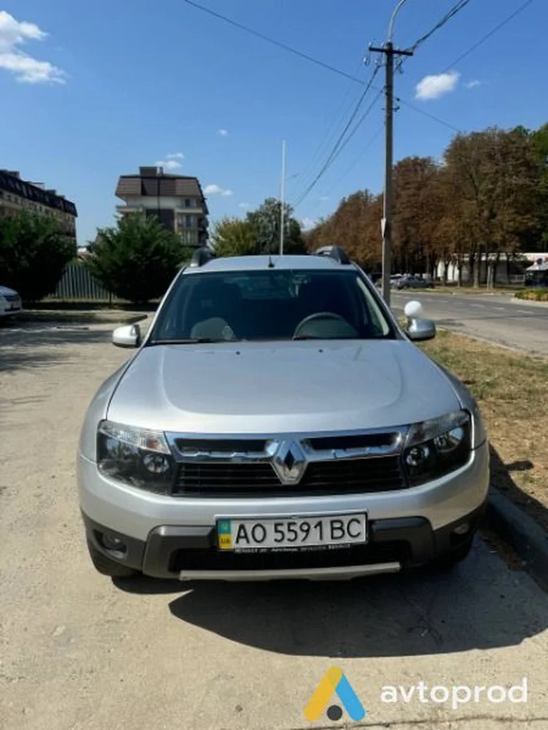 Фото 1 - Renault Duster 2012